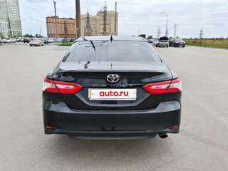 2021 Toyota Camry VIII (XV70) Рестайлинг, чёрный, 2300000 рублей, вид 4