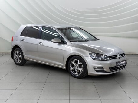 Volkswagen Golf VII