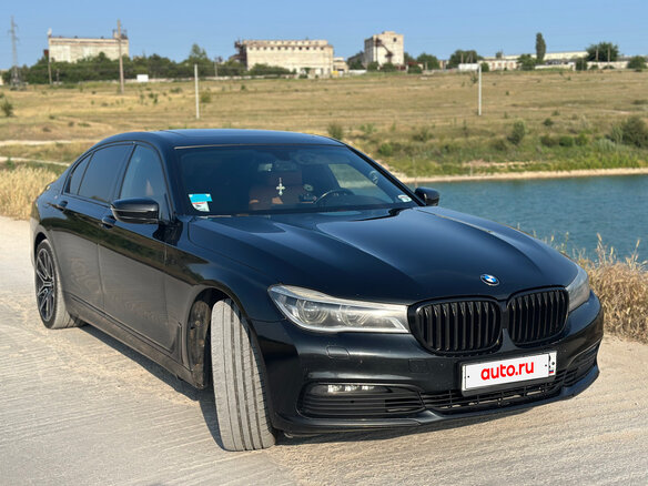 2017 BMW 7 серии Long 730Ld xDrive VI (G11/G12), чёрный, 3400000 рублей - вид 1