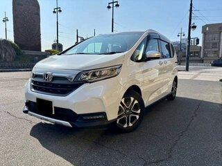 2022 Honda Freed II Рестайлинг, белый, 1236000 рублей, вид 3
