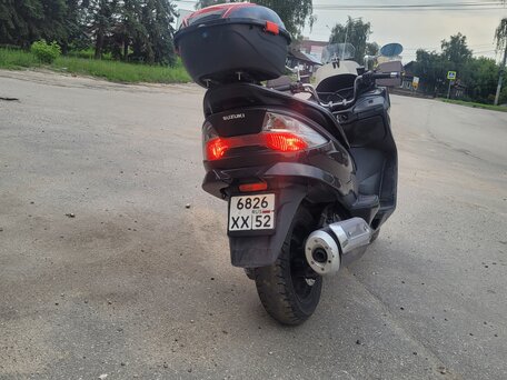 2011 Suzuki Burgman (SkyWave) 250, чёрный, 210000 рублей, вид 5
