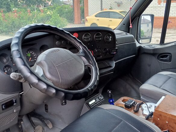 2005 Iveco Daily, белый, 1500000 рублей - вид 8