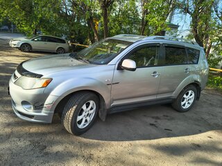 2008 Mitsubishi Outlander II, серебристый, 920000 рублей, вид 3