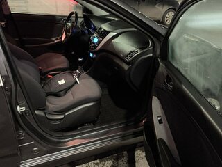 2011 Hyundai Solaris I, чёрный, 550000 рублей, вид 5