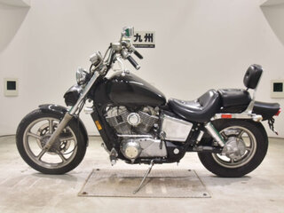 1990 Honda VT 1100, чёрный, 245000 рублей, вид 2
