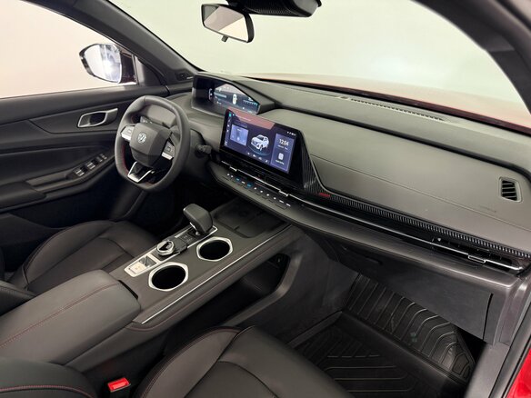 2025 Changan UNI-S I, красный, 3179900 рублей - вид 15