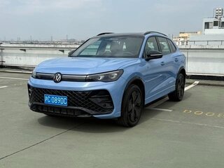 2026 Volkswagen Tiguan L Pro III (China Market), голубой, 4000000 рублей, вид 1