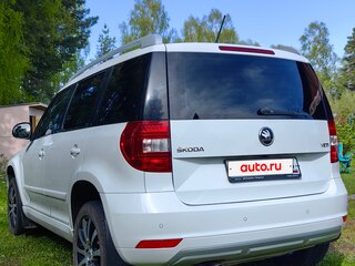 2016 Skoda Yeti I Рестайлинг, белый, 1110000 рублей, вид 4
