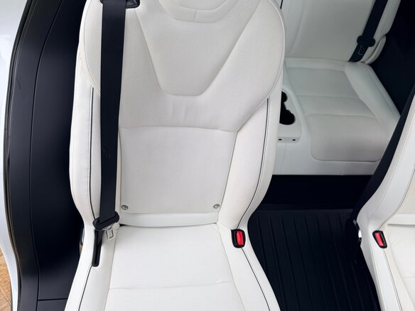 2022 Tesla Model X Plaid I Рестайлинг, белый, 11000000 рублей - вид 11