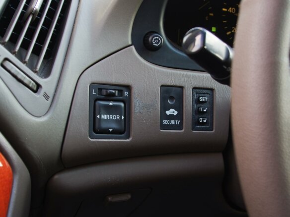 2003 Lexus RX 300 I, чёрный - вид 17