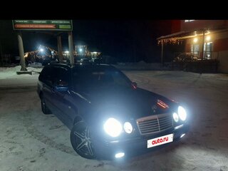 1998 Mercedes-Benz E-Класс 240 II (W210, S210), синий, 530000 рублей, вид 1