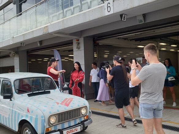 1968 Renault 4 I, белый, 600000 рублей - вид 12