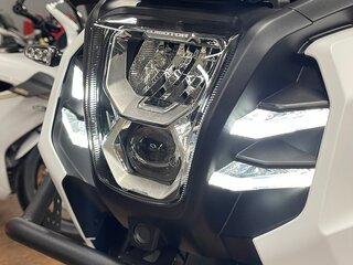 2026 QJMotor SVT 650, золотистый, 699000 рублей, вид 4