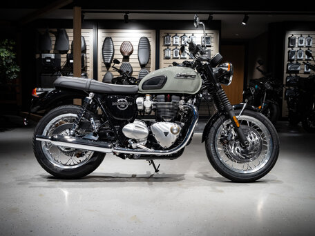 2026 Triumph Bonneville T120, серый, 2070000 рублей, вид 5