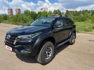 2021 Toyota Fortuner II Рестайлинг, чёрный, 5490000 рублей, вид 1