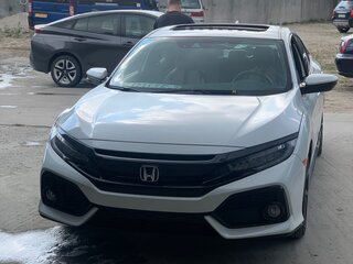 2017 Honda Civic X, белый, 1900000 рублей, вид 1