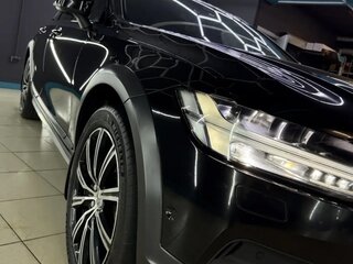 2018 Volvo V90 Cross Country I, чёрный, 3890000 рублей, вид 5