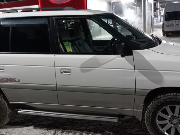1995 Mazda MPV I (LV), белый, 800000 рублей - вид 5