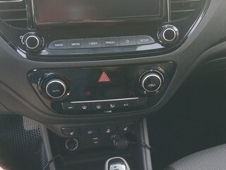 2021 Hyundai Solaris II Рестайлинг, белый, 1350000 рублей, вид 5