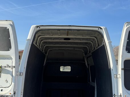 2009 Ford Transit, белый, 880000 рублей, вид 4