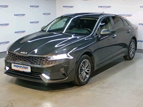 Kia K5 III