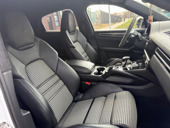 2019 Porsche Cayenne S Coupé III, белый, 8500000 рублей - вид 16