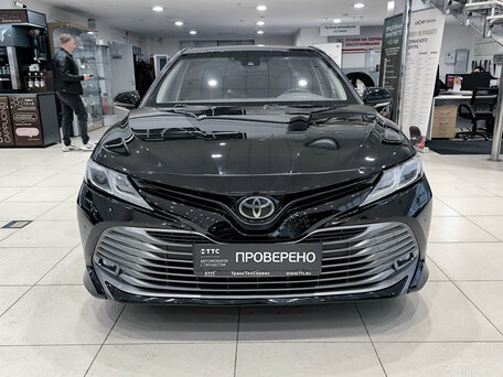 2021 Toyota Camry VIII (XV70), чёрный, 1950000 рублей, вид 2