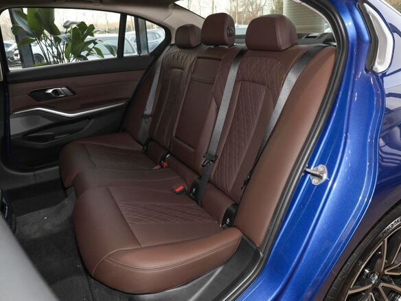 2023 BMW 3 серии Long 320Li VII (G2x) Рестайлинг, синий, 3600000 рублей - вид 10