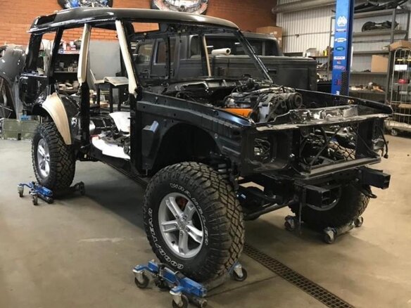 2003 Land Rover Discovery II, чёрный, 6000000 рублей - вид 39