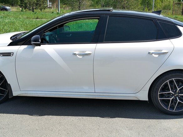2019 Kia Optima IV Рестайлинг, белый, 2300000 рублей - вид 7