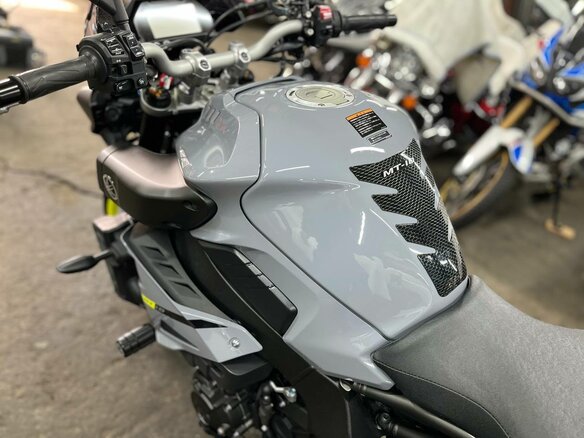 2017 Yamaha MT-10, серый, 1280000 рублей - вид 19