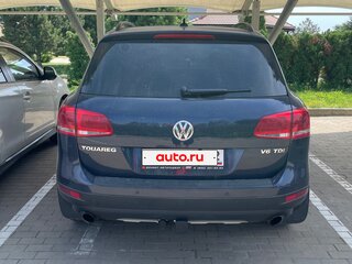 2010 Volkswagen Touareg II, синий, 1800000 рублей, вид 2