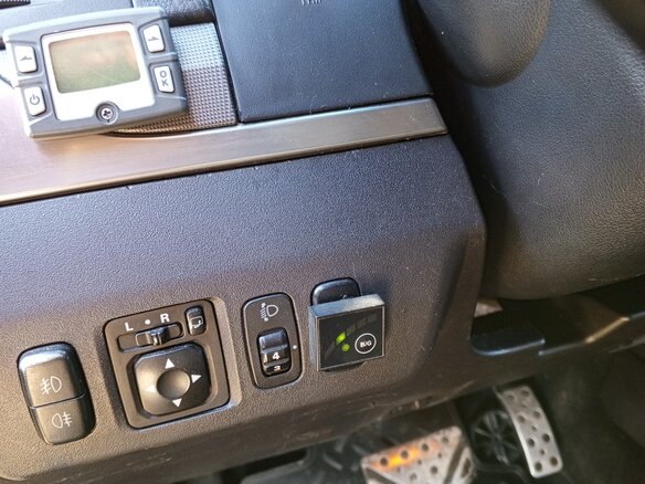 2012 Mitsubishi Pajero IV Рестайлинг 1, чёрный, 2100000 рублей - вид 13