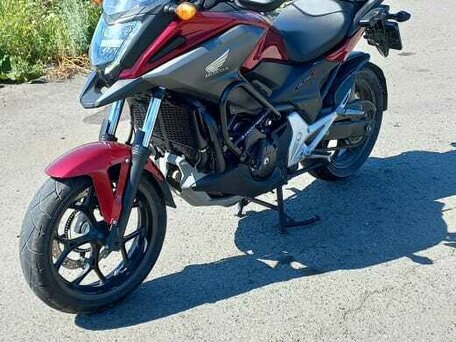 2020 Honda NC 750X, красный, 900000 рублей, вид 5