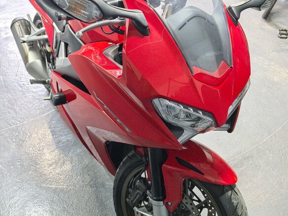 2015 Honda VFR 800, красный, 730000 рублей - вид 6