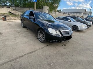 2009 Mercedes-Benz E-Класс 220 5G-Tronic IV (W212, S212, C207), чёрный, 1150000 рублей, вид 2