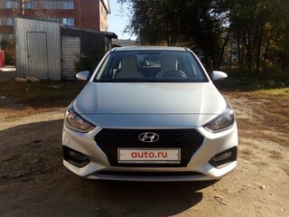 2019 Hyundai Solaris II, серебристый, 1200000 рублей, вид 2