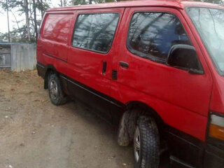 1991 Toyota HiAce H100, пурпурный, 393000 рублей, вид 3