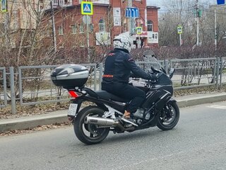 2013 Yamaha FJR1300, чёрный, 930000 рублей, вид 3