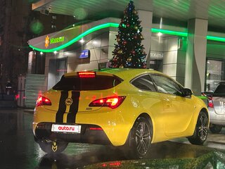 2015 Opel Astra GTC J Рестайлинг, жёлтый, 1099000 рублей, вид 5