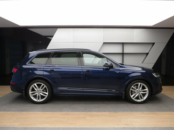 2020 Audi Q7 45 TDI II (4M) Рестайлинг, синий - вид 34