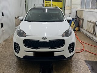 2017 Kia Sportage IV, белый, 2420000 рублей, вид 2