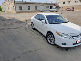 2011 Toyota Camry VI (XV40) Рестайлинг, белый, 1500000 рублей, вид 3