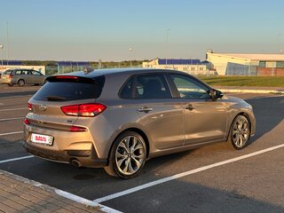 2020 Hyundai i30 N Line III Рестайлинг, серый, 1400000 рублей, вид 5