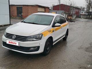 2016 Volkswagen Polo V Рестайлинг, белый, 500000 рублей, вид 1