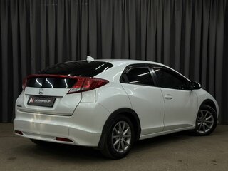 2013 Honda Civic IX, белый, 849900 рублей, вид 3