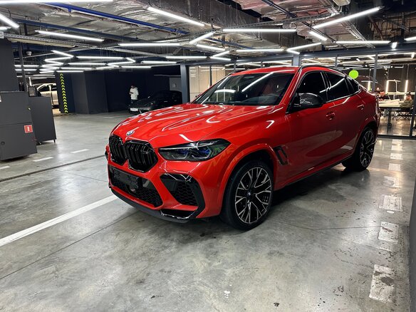 2021 BMW X6 M Competition III (F96), красный, 13000000 рублей - вид 8