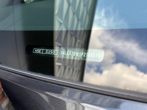 2023 Land Rover Defender 110 II, серый, 12500000 рублей - вид 28