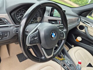 2016 BMW X1 28i xDrive II (F48), белый, 2300000 рублей, вид 5