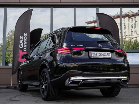 2025 Mercedes-Benz GLC 260 L II (X254), чёрный, 7099000 рублей, вид 4